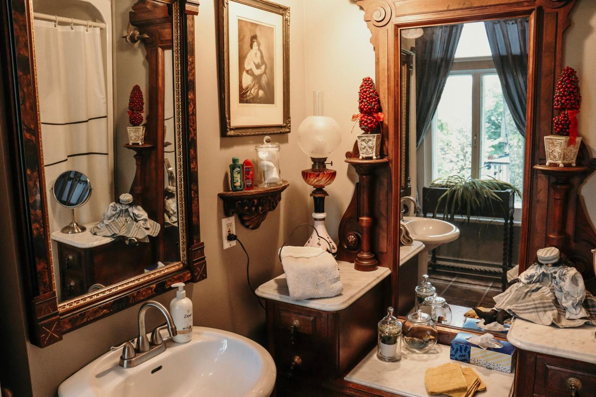 Gite Au Charme Victorien Beauceville Zewnętrze zdjęcie